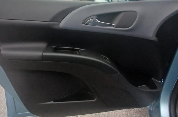 Used Vauxhall Meriva 2014 for sale - 76085471: Photo 18