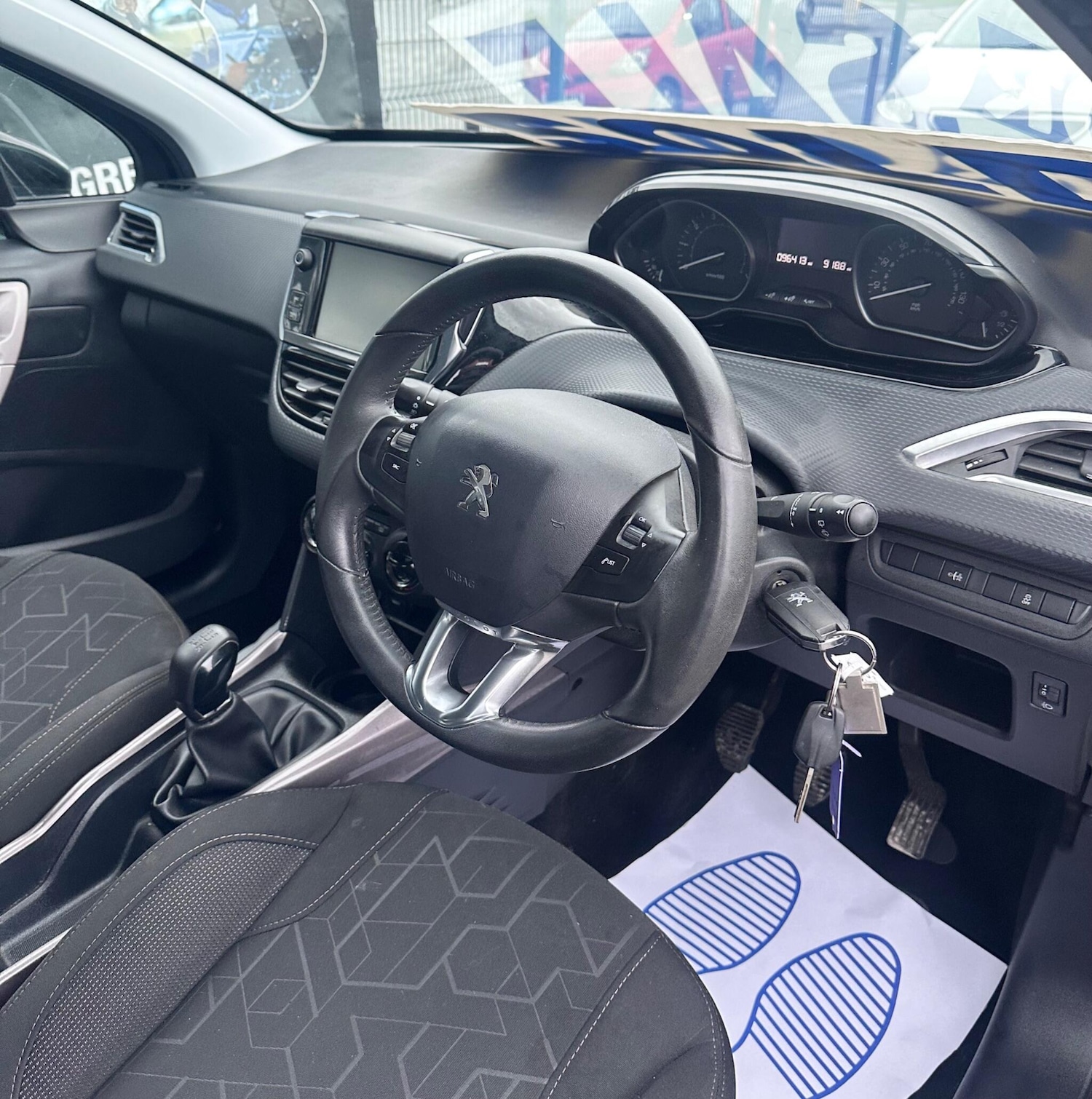 Used Peugeot 2008 2016 for sale - 77754133: Photo 2