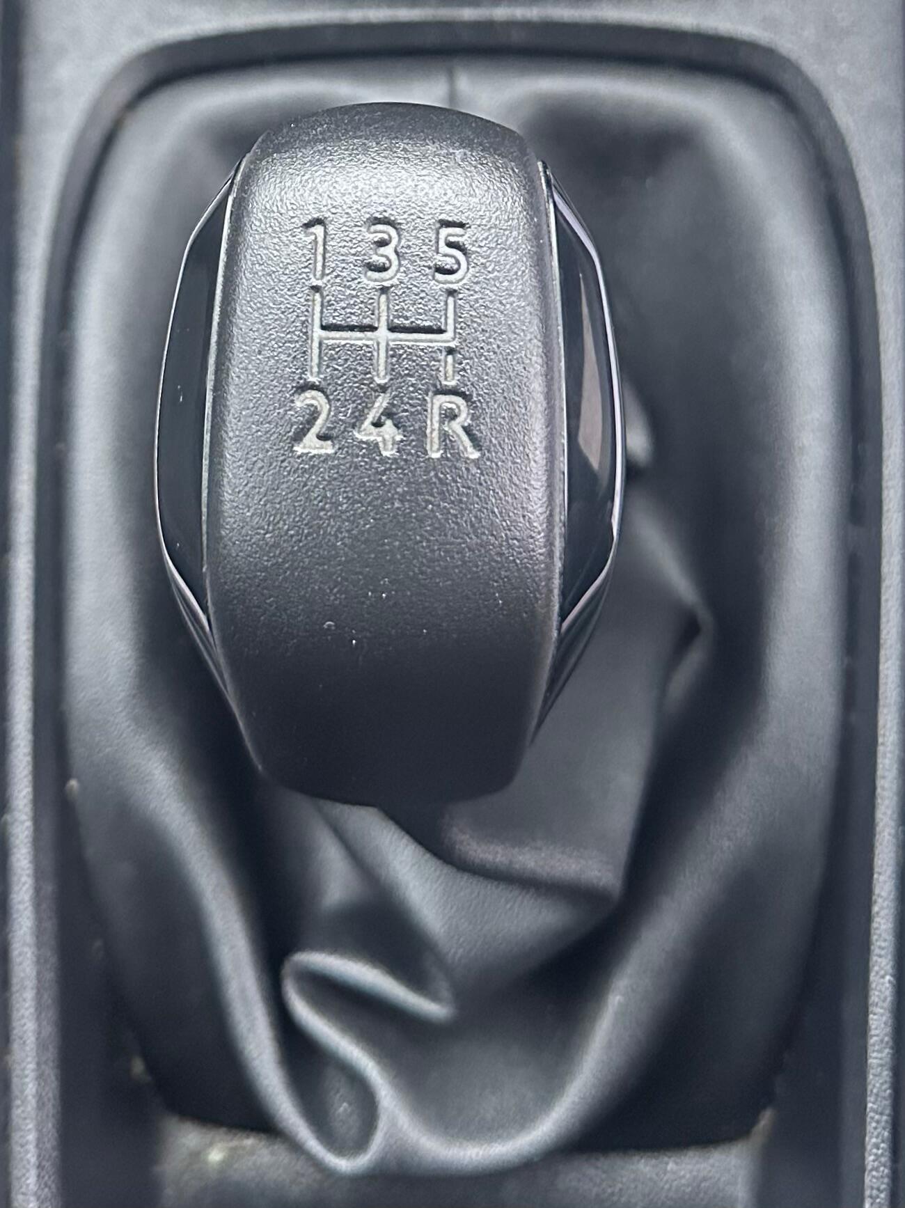 Used Peugeot 2008 2016 for sale - 77754133: Photo 20