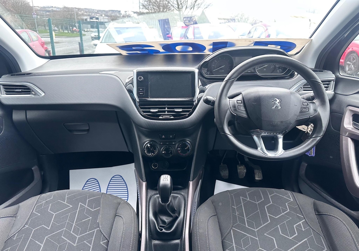 Used Peugeot 2008 2016 for sale - 77754133: Photo 25