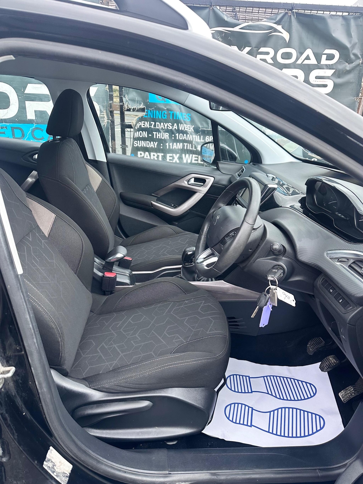 Used Peugeot 2008 2016 for sale - 77754133: Photo 28