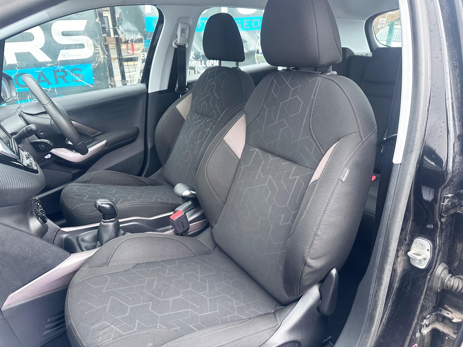 Used Peugeot 2008 2016 for sale - 77754133: Photo 34