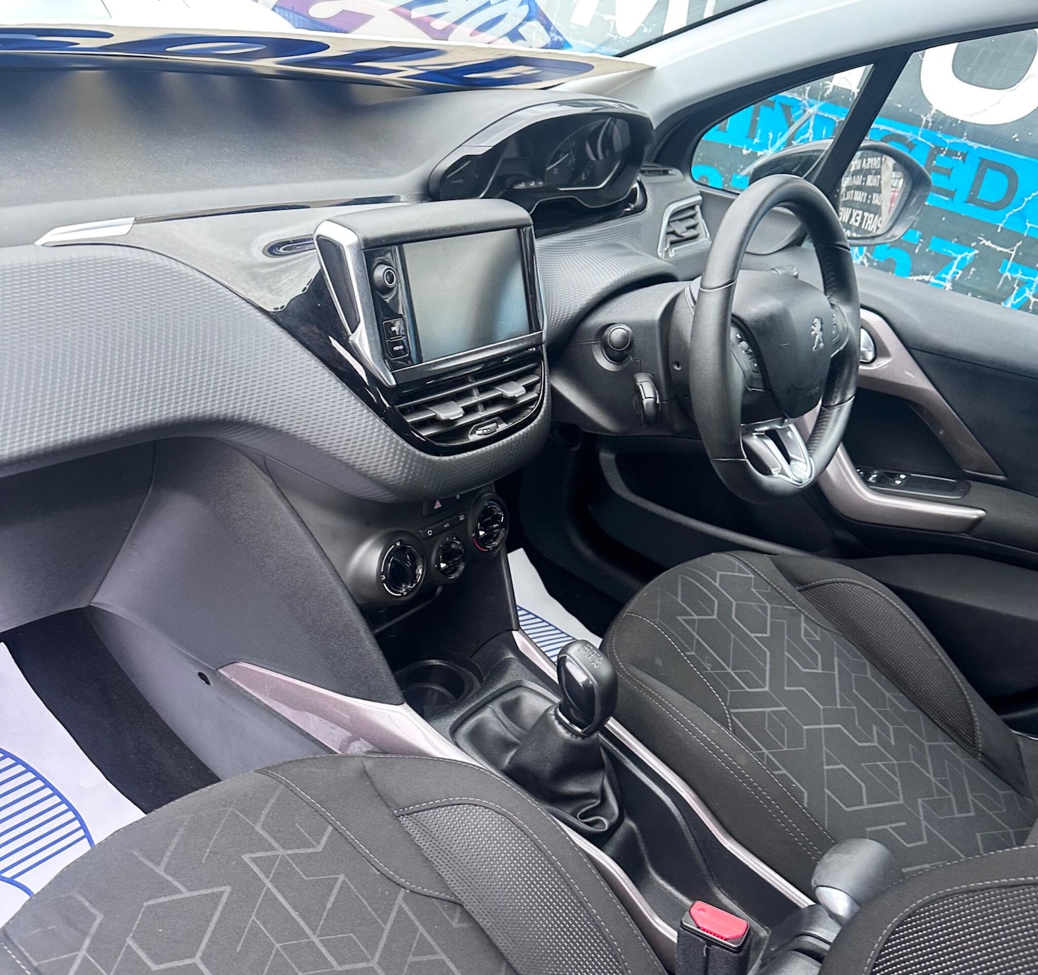 Used Peugeot 2008 2016 for sale - 77754133: Photo 39