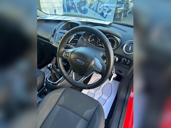 Used Ford Fiesta 2014 for sale - 78536120: Photo