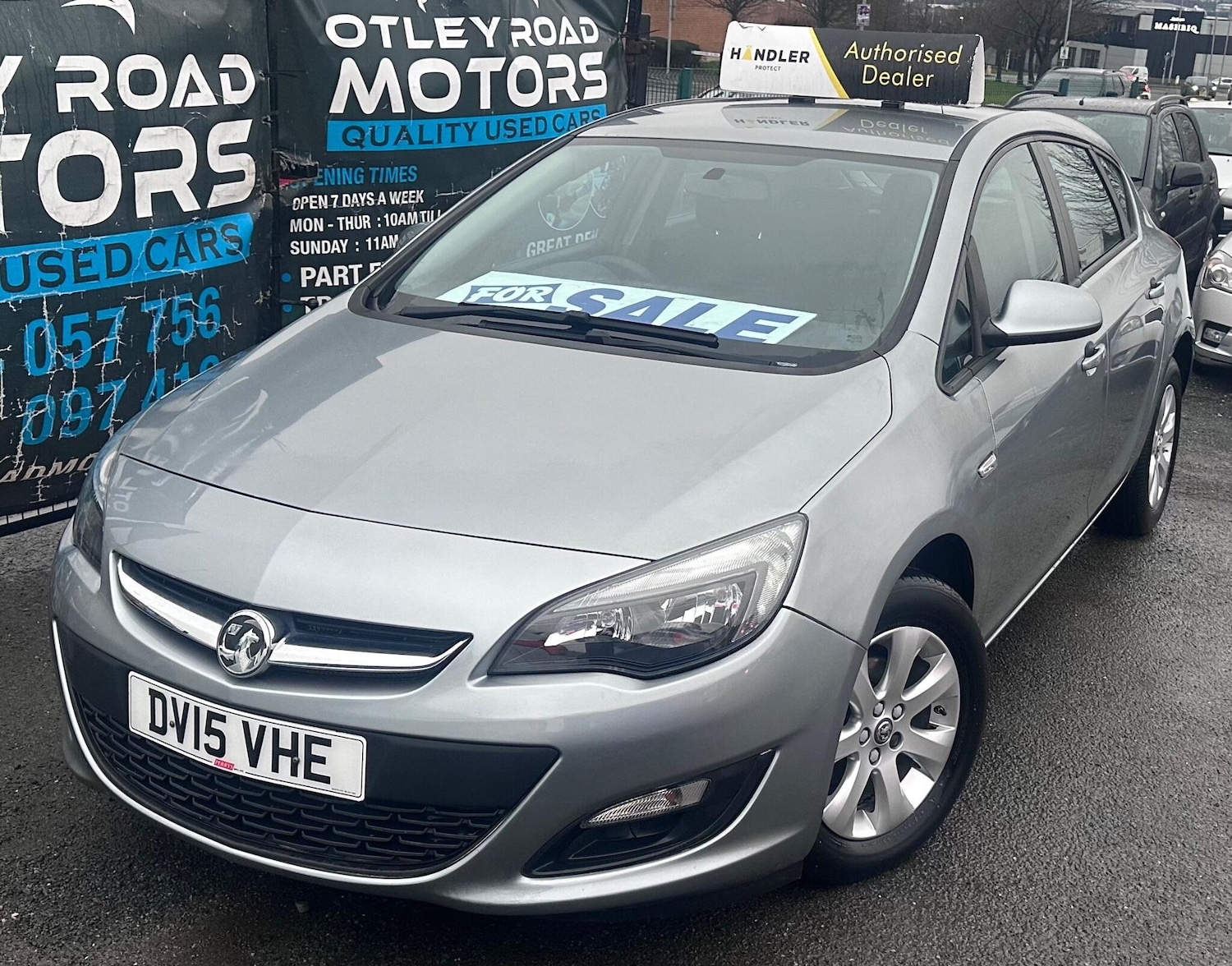 Used Vauxhall Astra 2015 for sale - 77345574: Photo 2