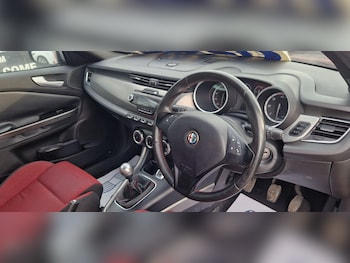 Used Alfa Romeo Giulietta 2014 for sale - 79259716: Photo