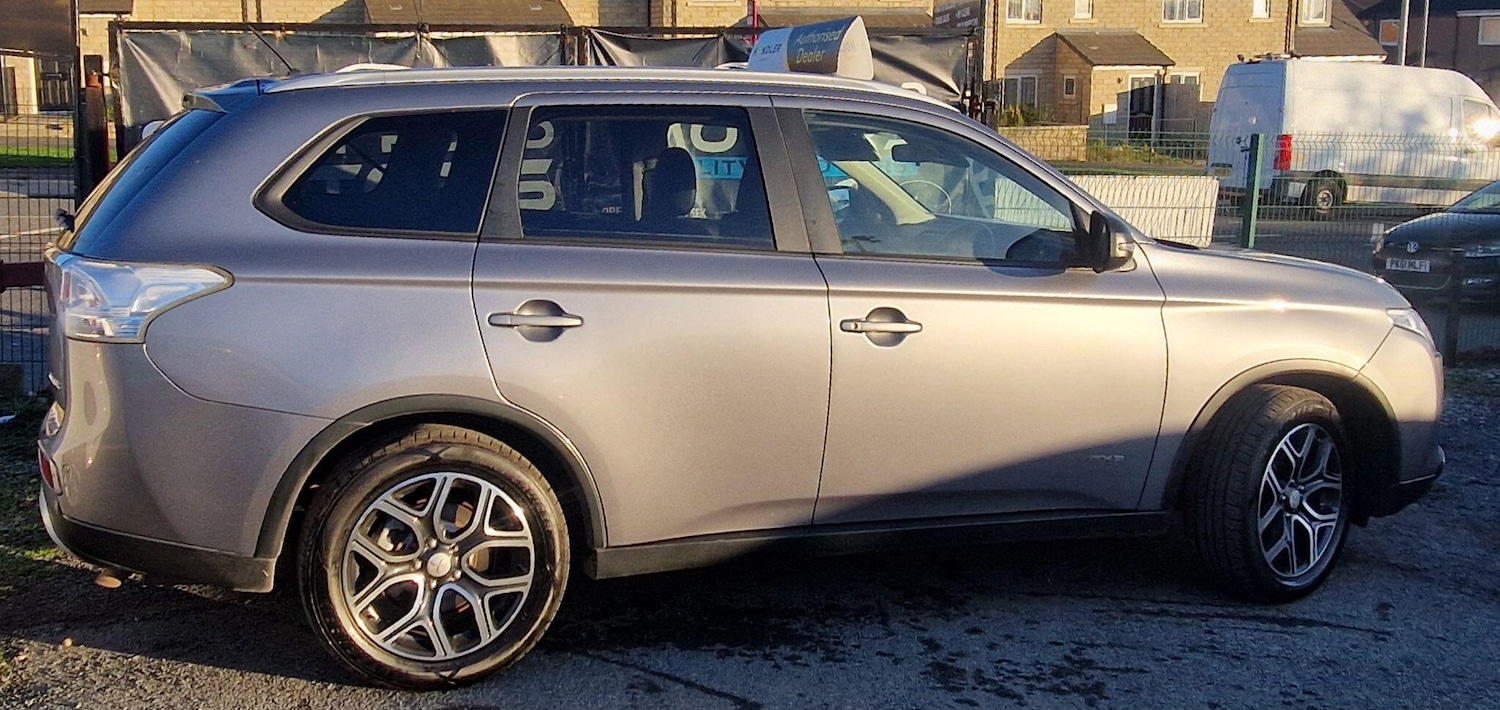 Used Mitsubishi Outlander 2014 for sale - 76671470: Photo 36