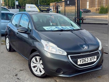 Used Peugeot 208 2013 for sale - 79544226: Photo