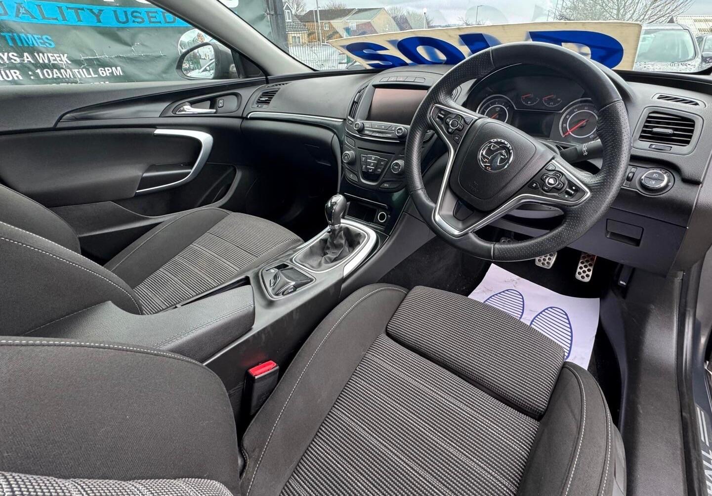 Used Vauxhall Insignia 2013 for sale - 76898260: Photo 2