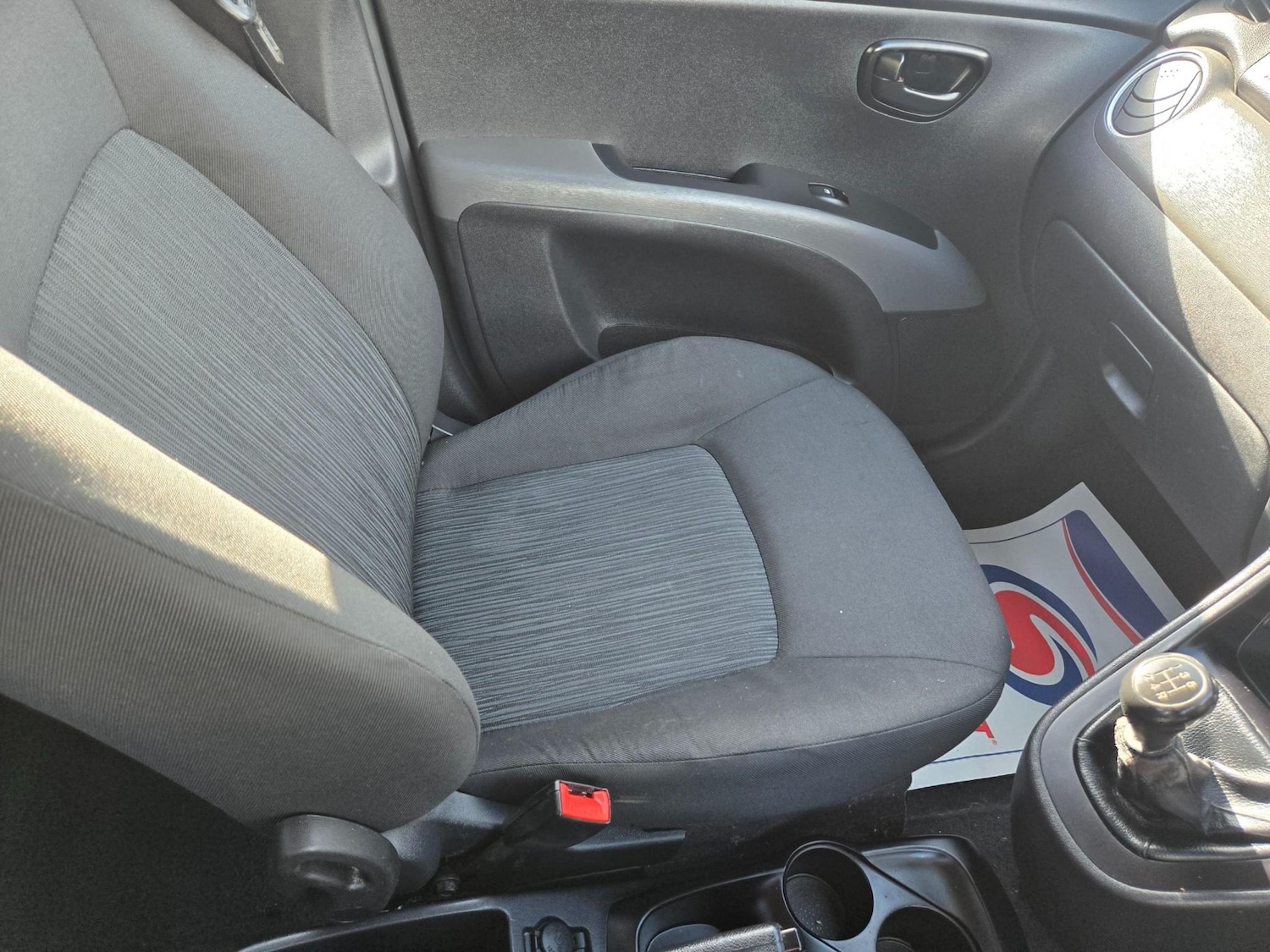 Used Hyundai i10 2013 for sale - 76394998: Photo 10