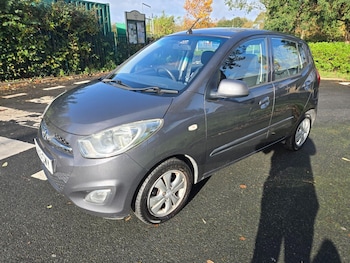 Used Hyundai i10 2013 for sale - 76394998: Photo