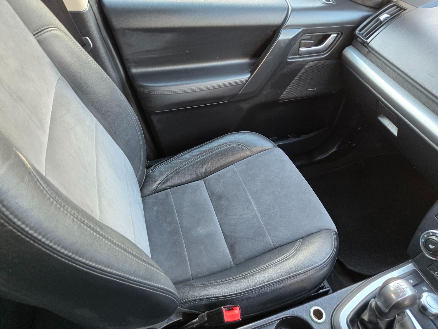 Used Land Rover Freelander 2011 for sale - 76895960: Photo 14