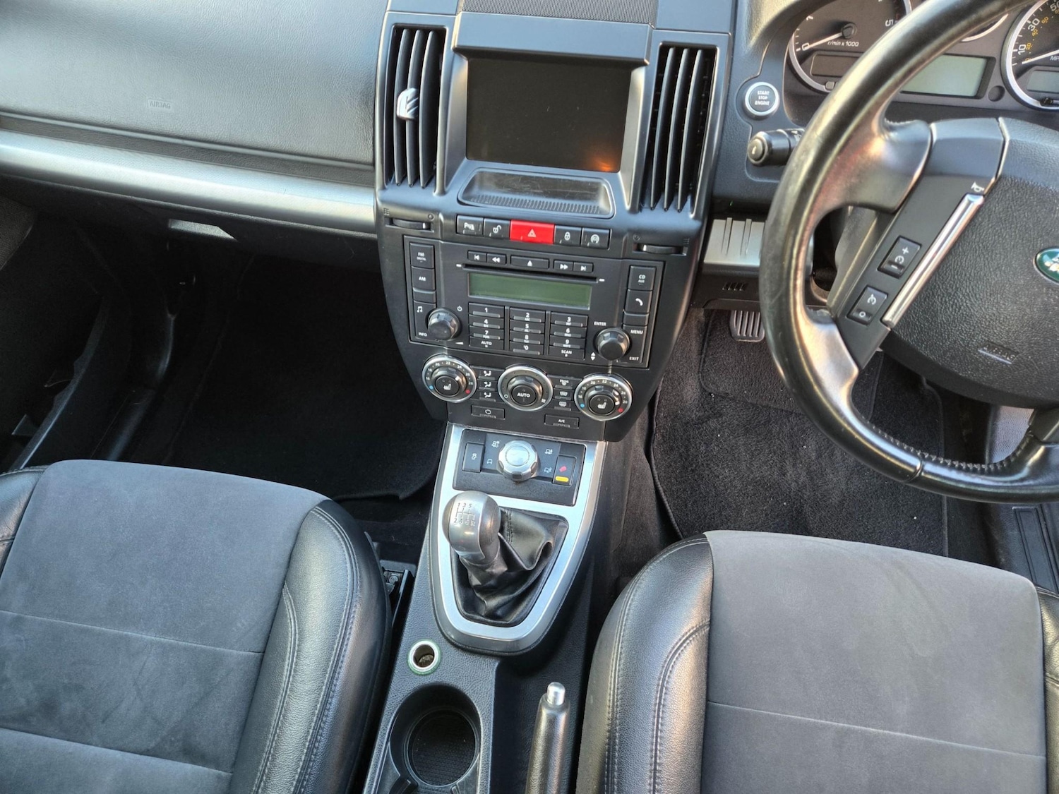 Used Land Rover Freelander 2011 for sale - 76895960: Photo 15