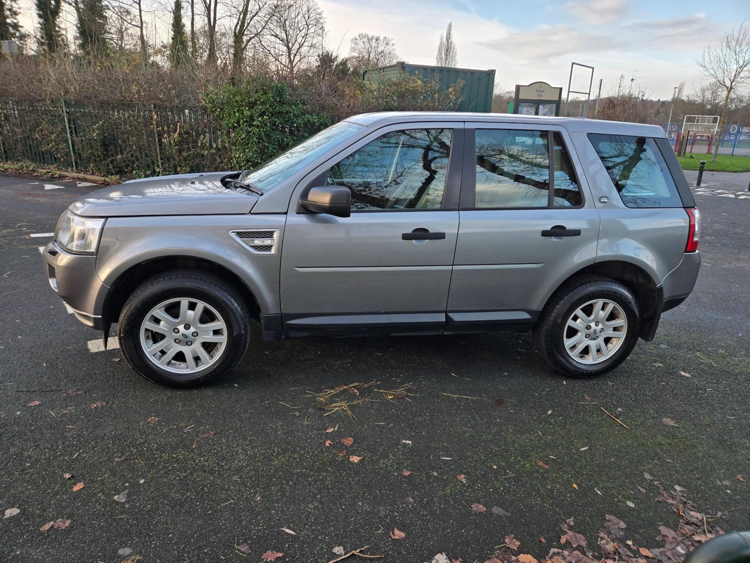 Used Land Rover Freelander 2011 for sale - 76895960: Photo 4