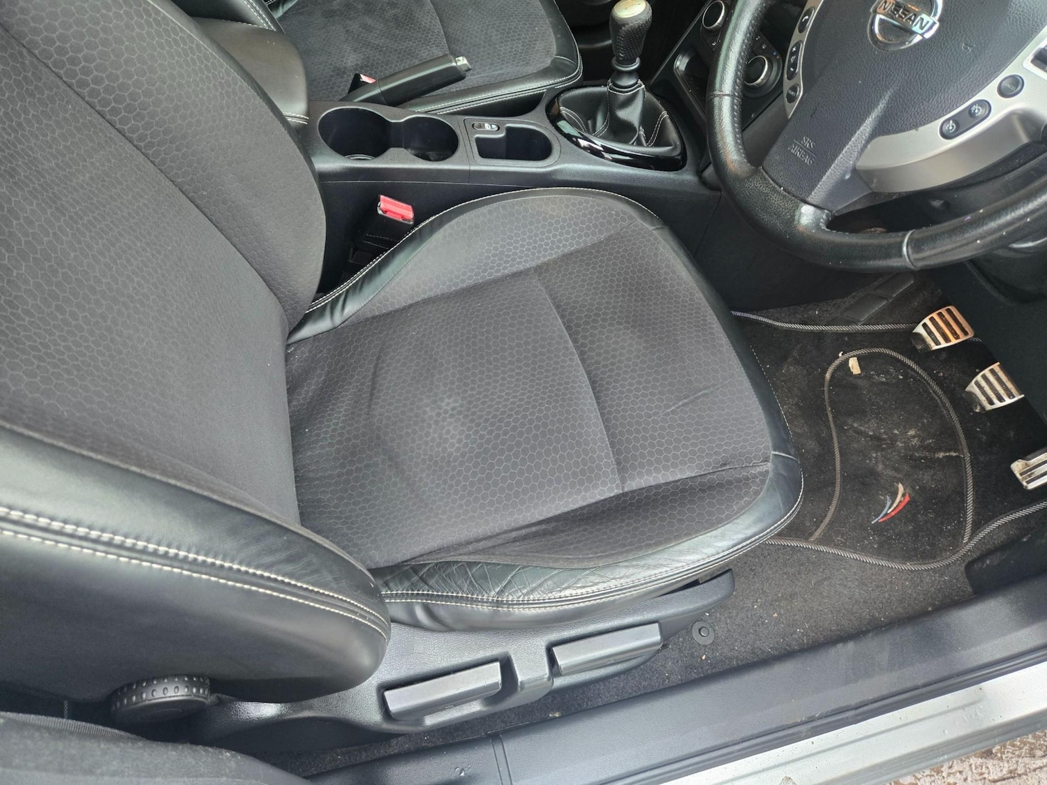 Used Nissan Qashqai 2013 for sale - 77187282: Photo 11