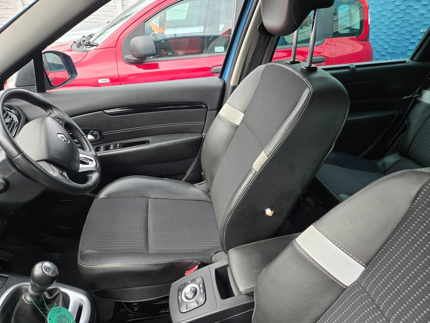 Used Renault Scenic 2014 for sale - 76355914: Photo 12