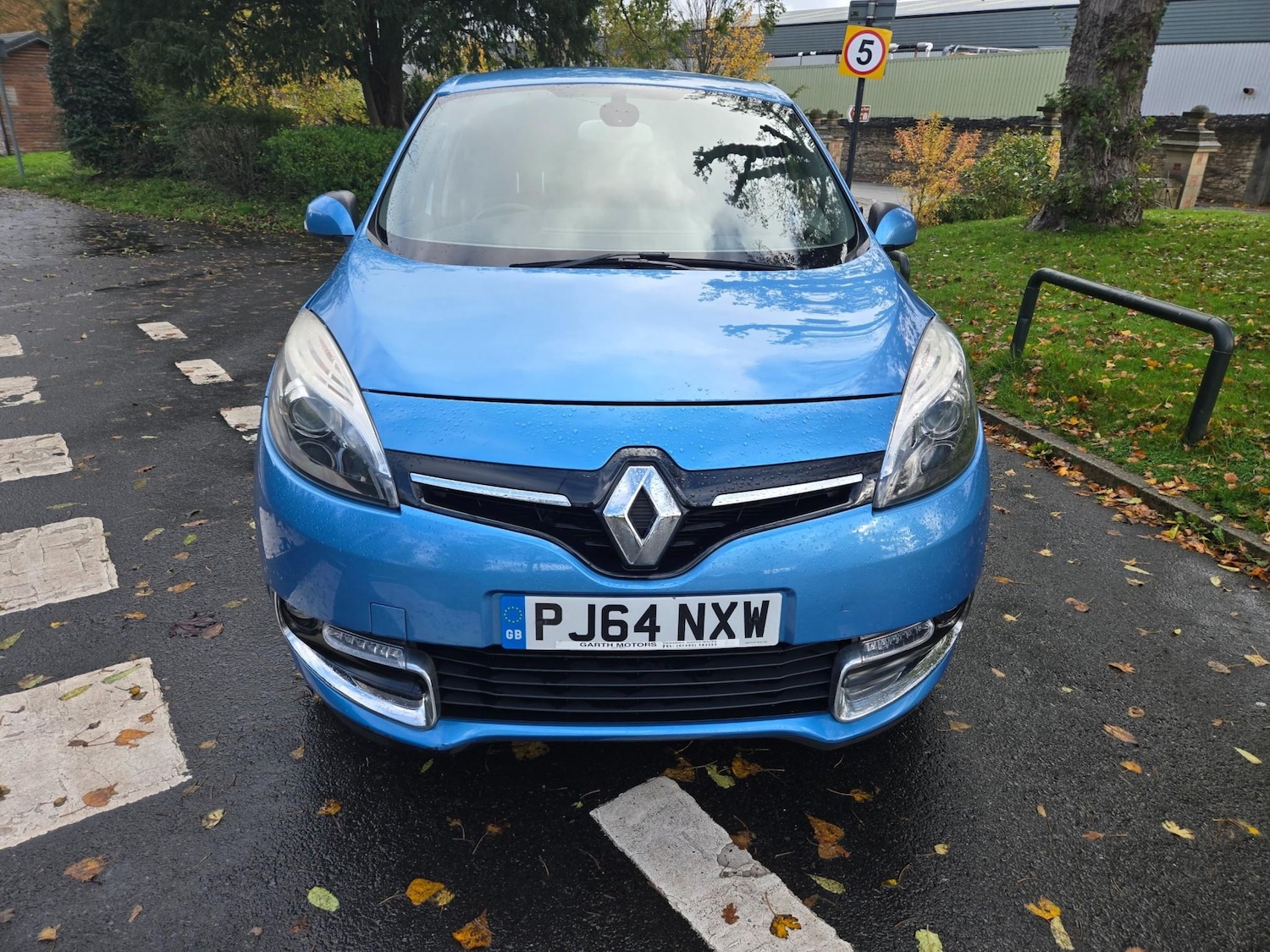 Used Renault Scenic 2014 for sale - 76355914: Photo 2