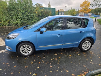 Used Renault Scenic 2014 for sale - 76355914: Photo