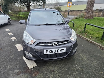 Used Hyundai i10 2013 for sale - 77493710: Photo