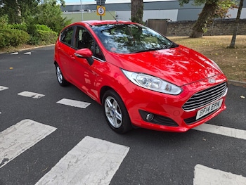 2014 (14) - Fiesta Zetec 5-Door