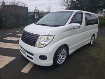 Used Nissan Elgrand  for sale - 75056846: Photo