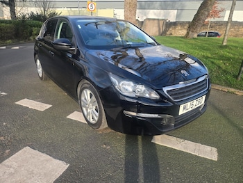 2015 (15) - 1.6 HDi 92 Active 5dr