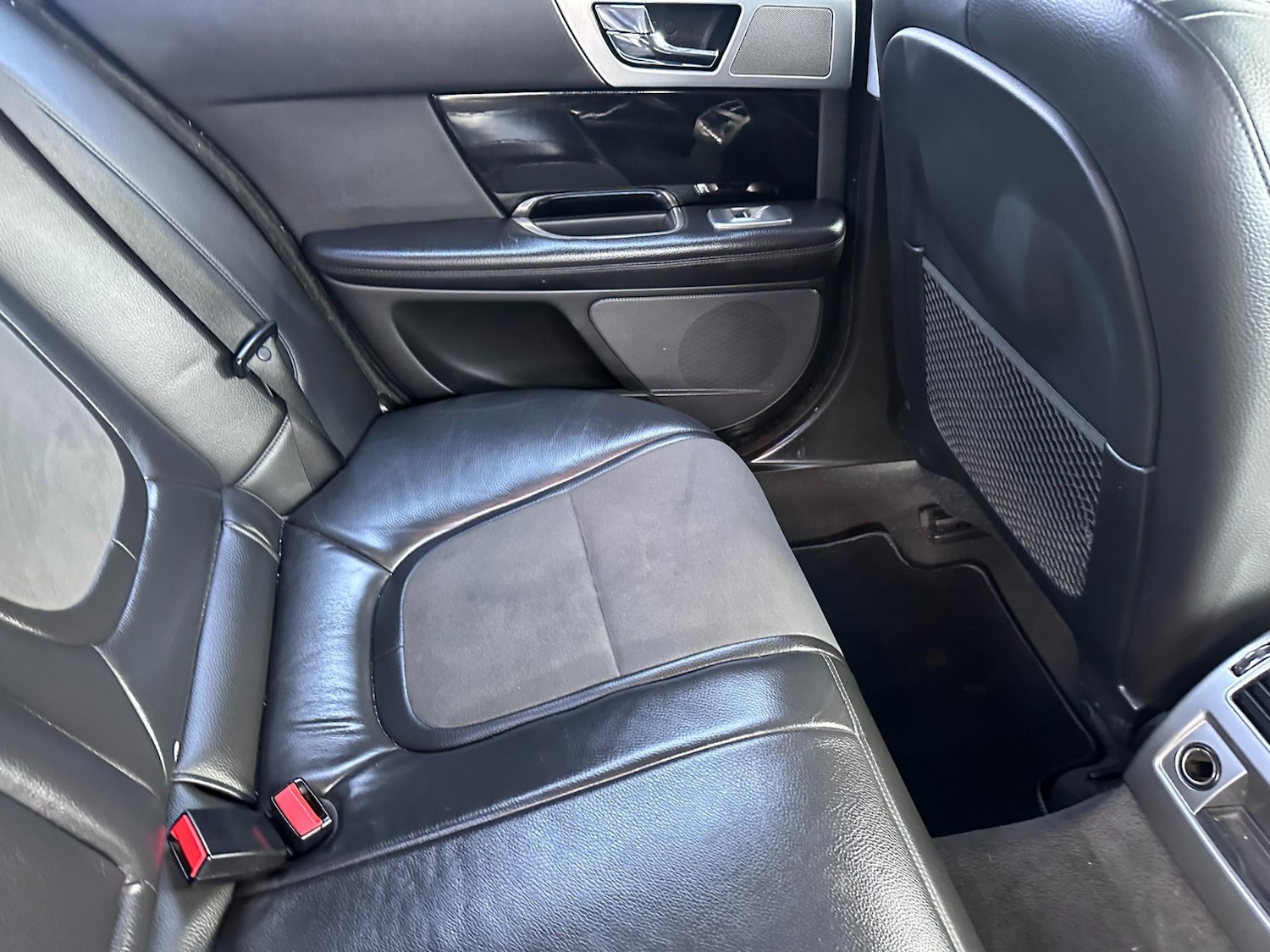 Used Jaguar XF 2012 for sale - 76581329: Photo 18