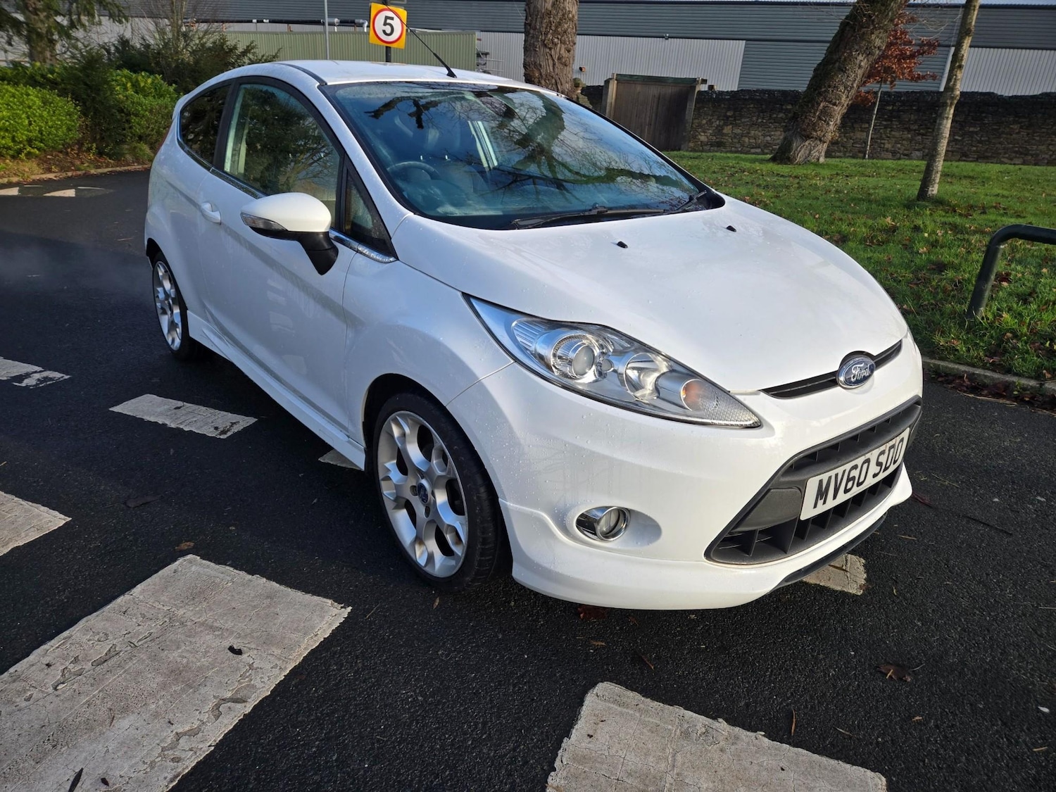 Used Ford Fiesta 2010 for sale - 76882963: Photo 1