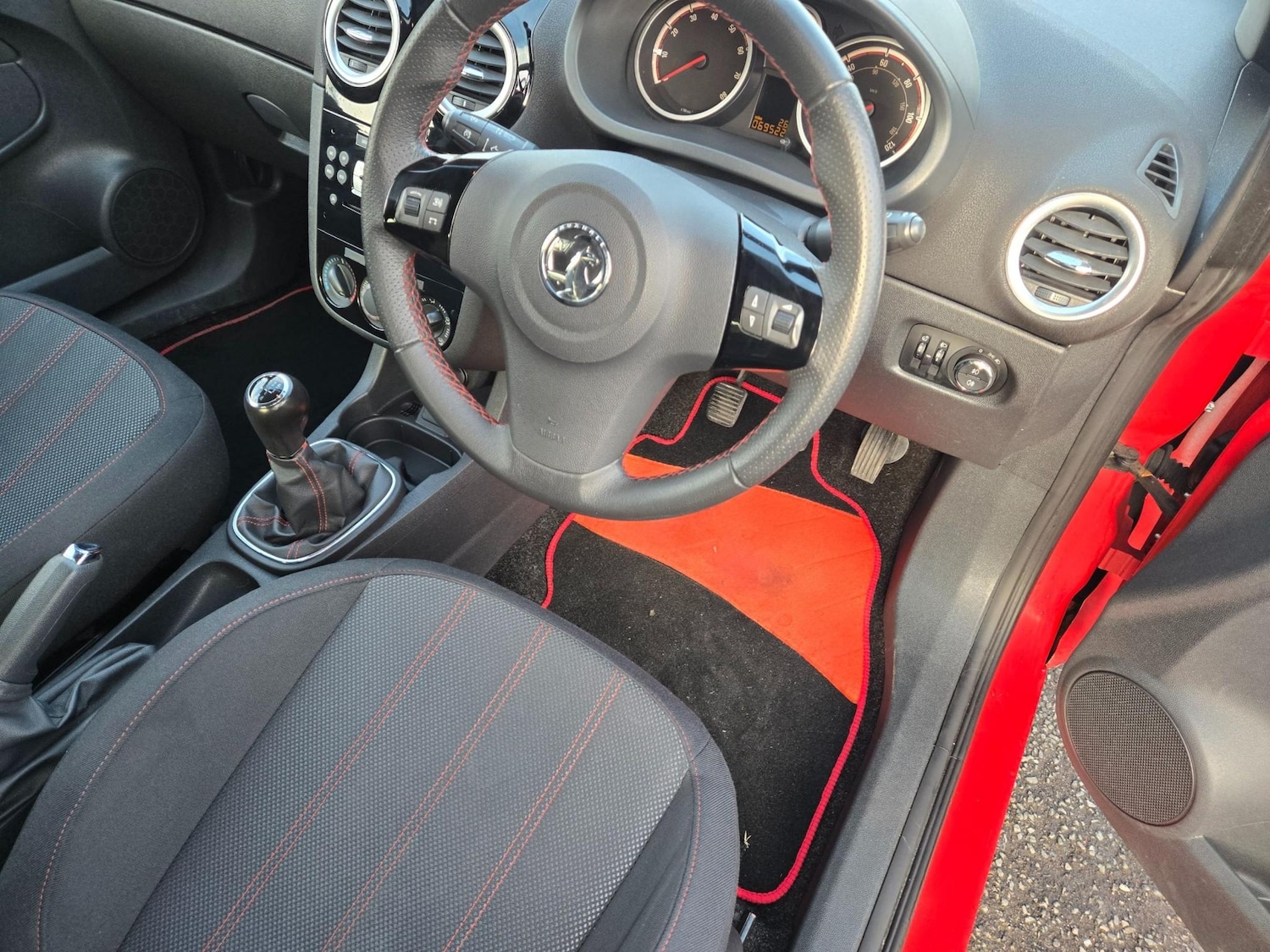 Used Vauxhall Corsa 2013 for sale - 76882968: Photo 13