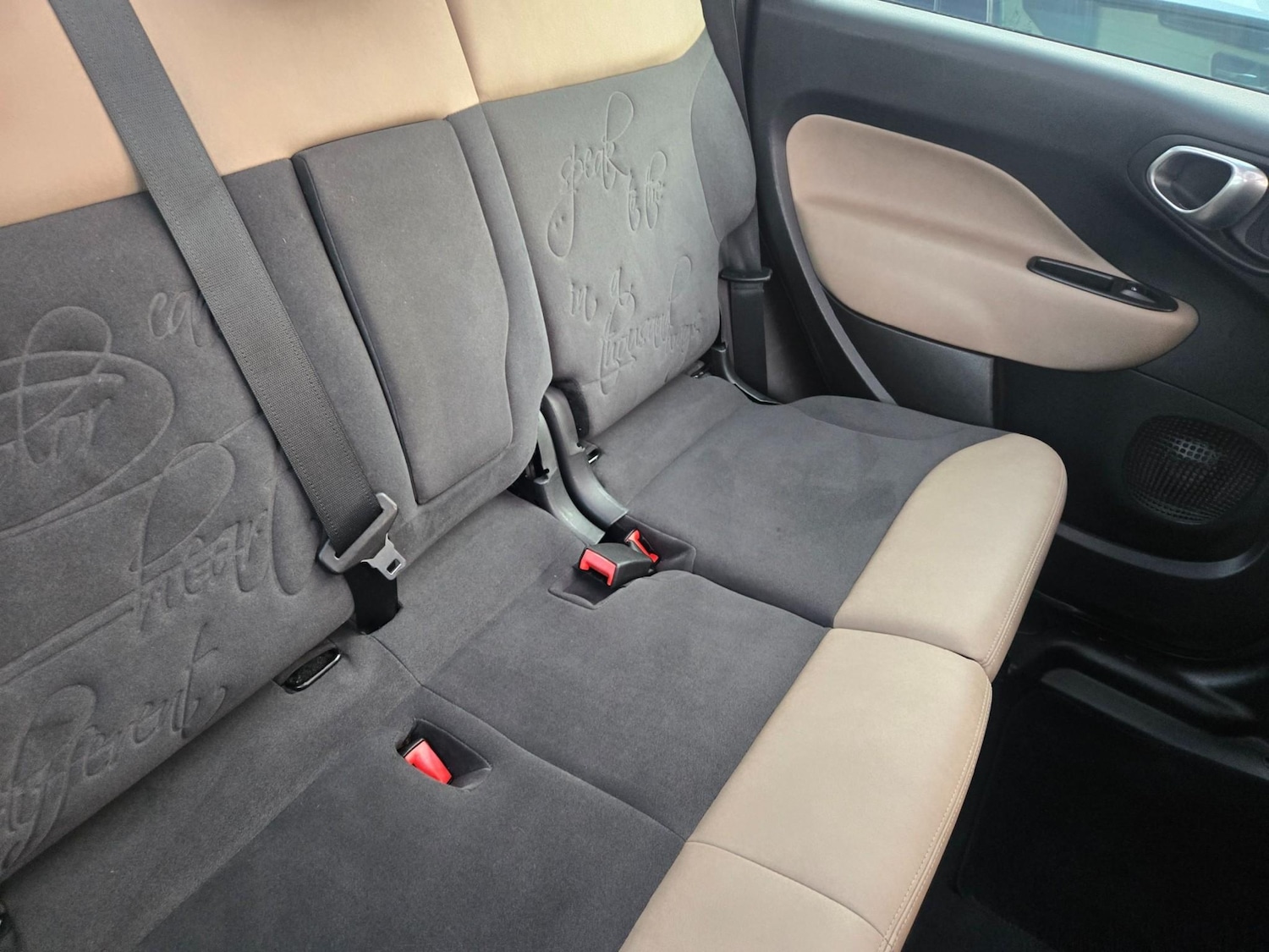 Used Fiat 500L 2015 for sale - 77582395: Photo 16