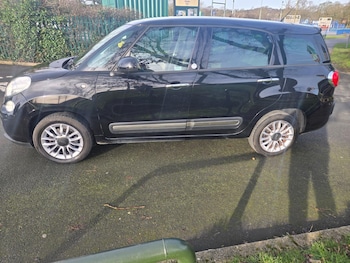 Used Fiat 500L 2015 for sale - 77582395: Photo