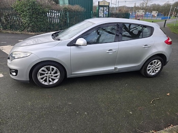 Used Renault Megane 2013 for sale - 77493716: Photo