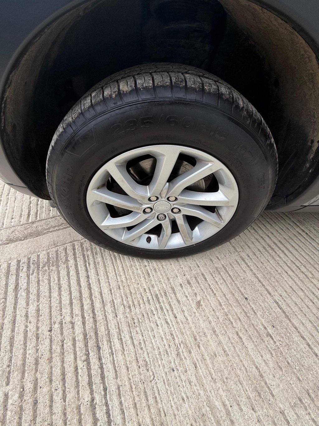 Used Land Rover Discovery Sport 2017 for sale - 78190568: Photo 11