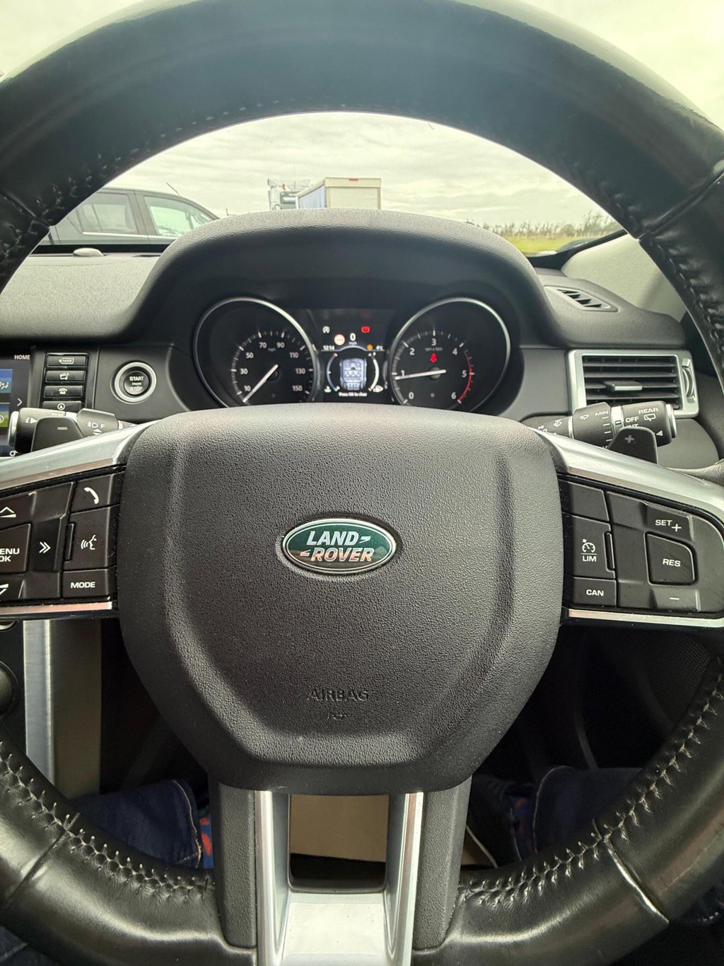 Used Land Rover Discovery Sport 2017 for sale - 78190568: Photo 17