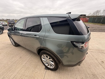 Used Land Rover Discovery Sport 2017 for sale - 78190568: Photo