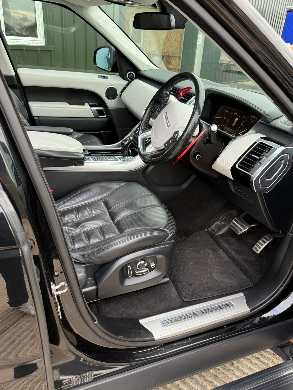 Used Land Rover Range Rover Sport 2016 for sale - 78190562: Photo 10