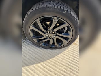 Used Land Rover Discovery Sport 2015 for sale - 79659395: Photo