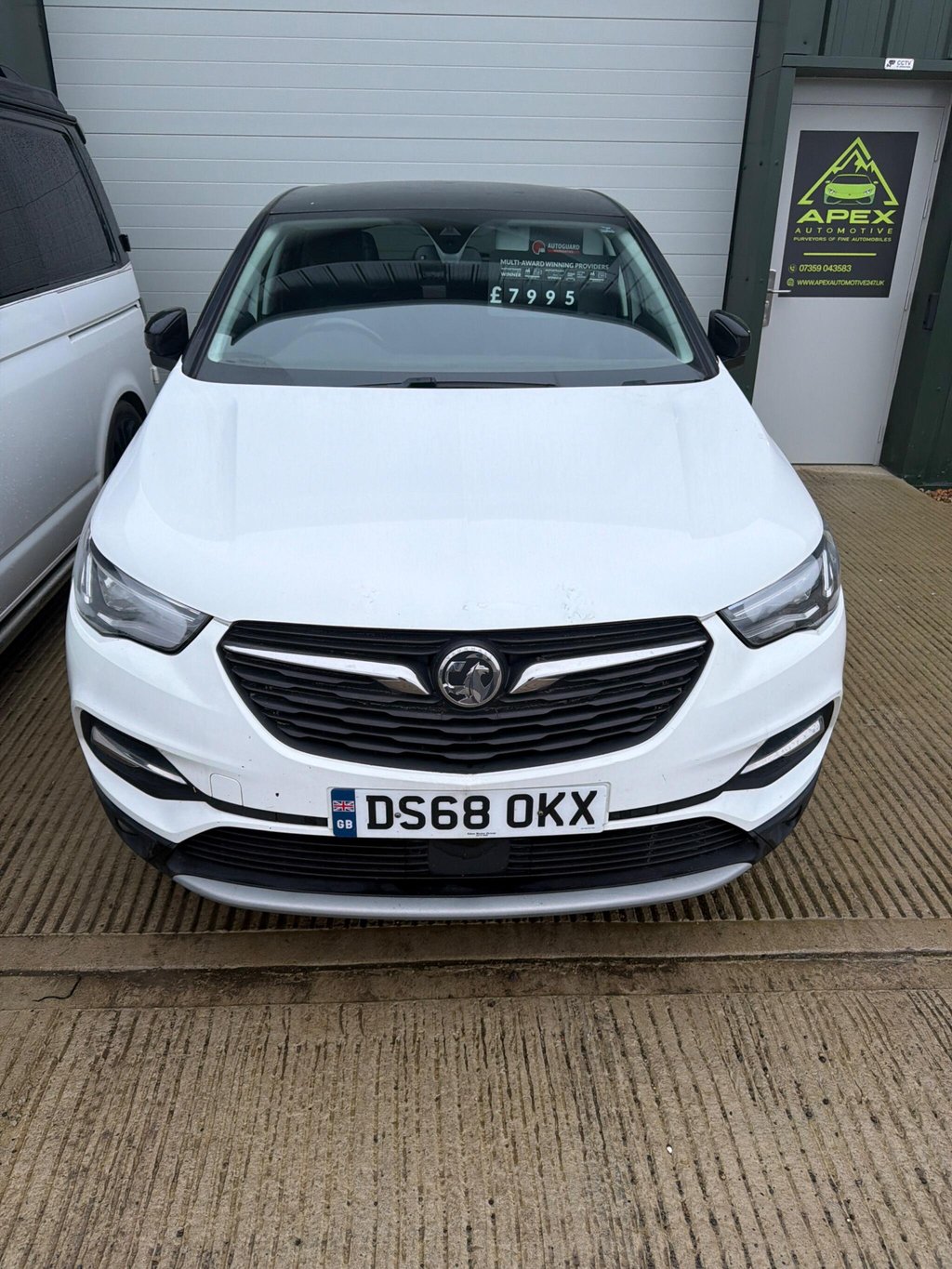 Used Vauxhall Grandland X 2018 for sale - 78190570: Photo 2