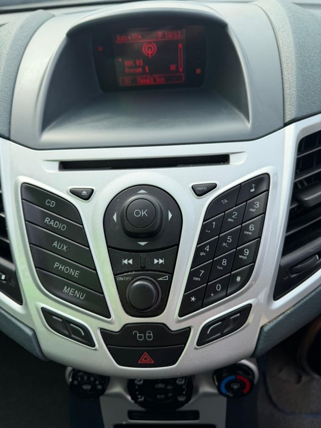 Used Ford Fiesta 2011 for sale - 78190557: Photo 16