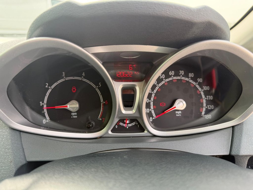 Used Ford Fiesta 2011 for sale - 78190557: Photo 20
