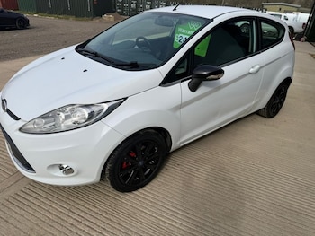 Used Ford Fiesta 2011 for sale - 78190557: Photo