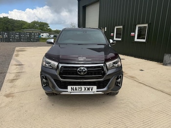 Used Toyota Hilux 2019 for sale - 79293564: Photo