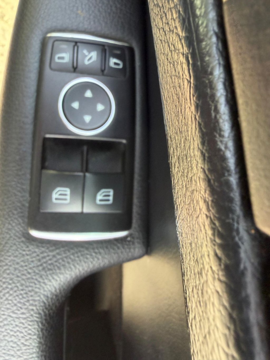 Used Mercedes-Benz C Class 2012 for sale - 78190573: Photo 14