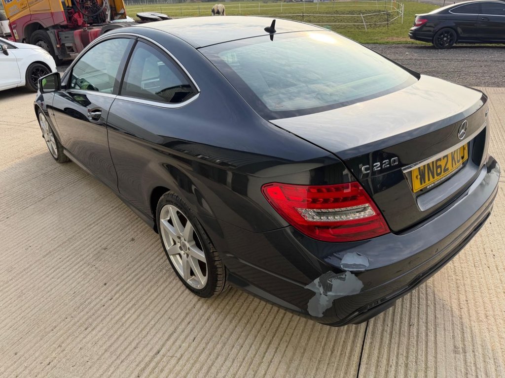 Used Mercedes-Benz C Class 2012 for sale - 78190573: Photo 4