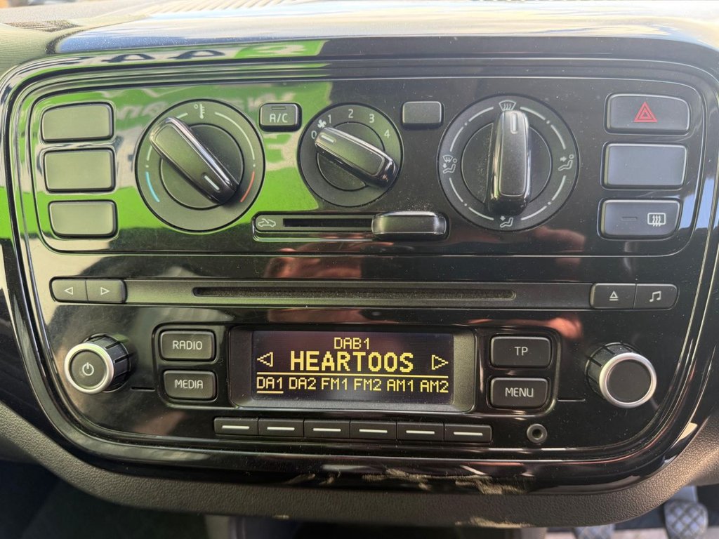 Used Volkswagen up! 2015 for sale - 78190559: Photo 3