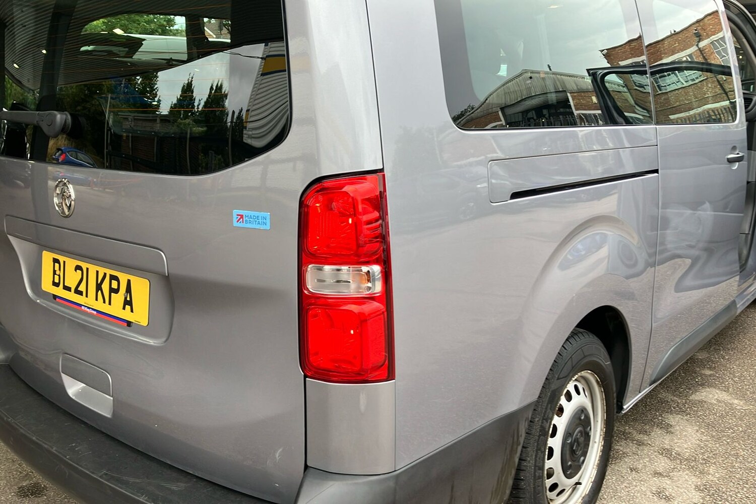 Used Vauxhall Vivaro Life for sale - 77298132: Photo 29