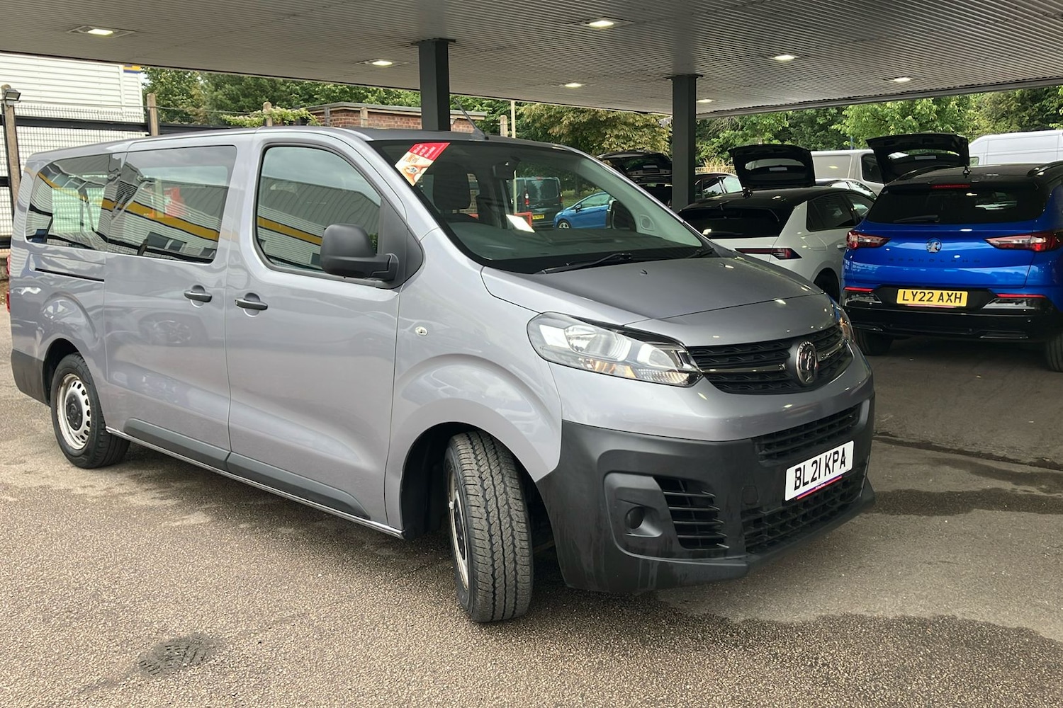 Used Vauxhall Vivaro Life for sale - 77298132: Photo 32