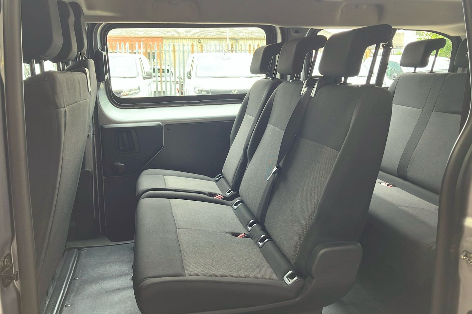 Used Vauxhall Vivaro Life for sale - 77298132: Photo 5