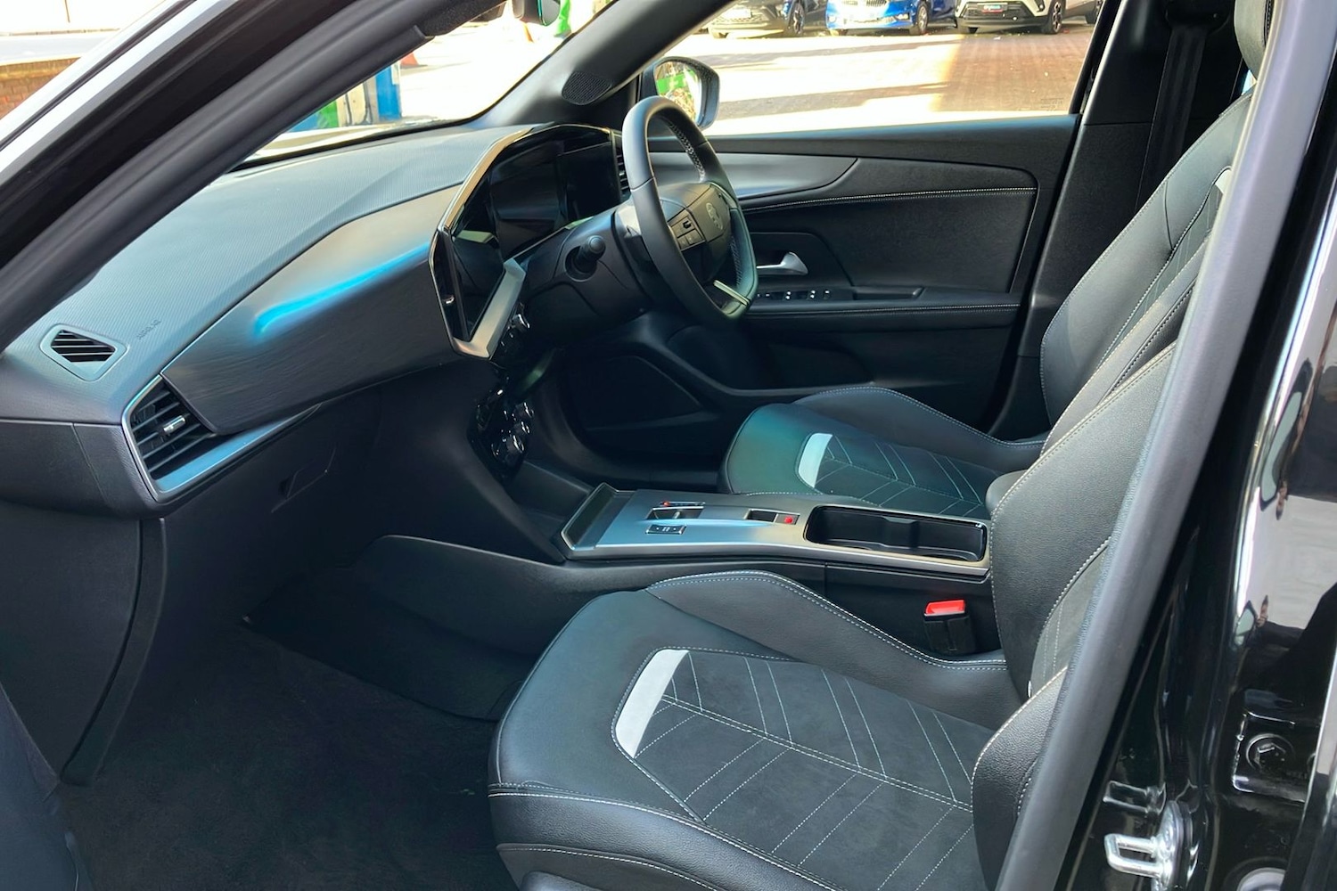 Used Vauxhall Mokka 2025 for sale - 76827855: Photo 3