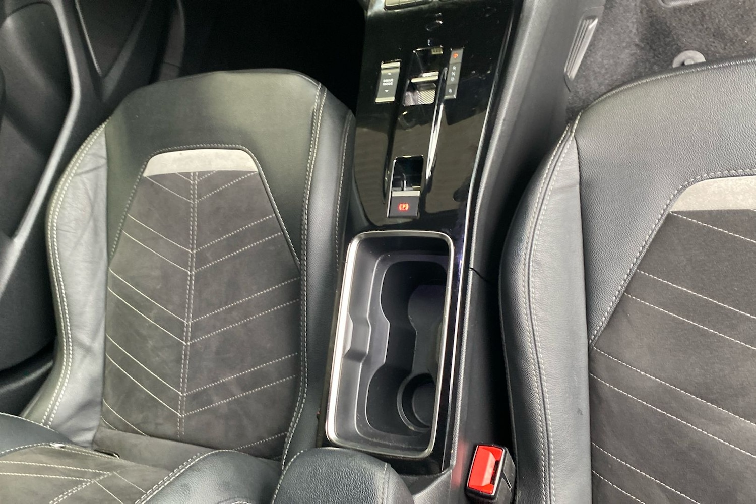 Used Vauxhall Mokka Electric 2024 for sale - 76401592: Photo 17